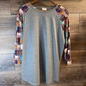 LulaRoe Ladies Pullover Long Sleeve Shirt Tshirt style Size 2XL